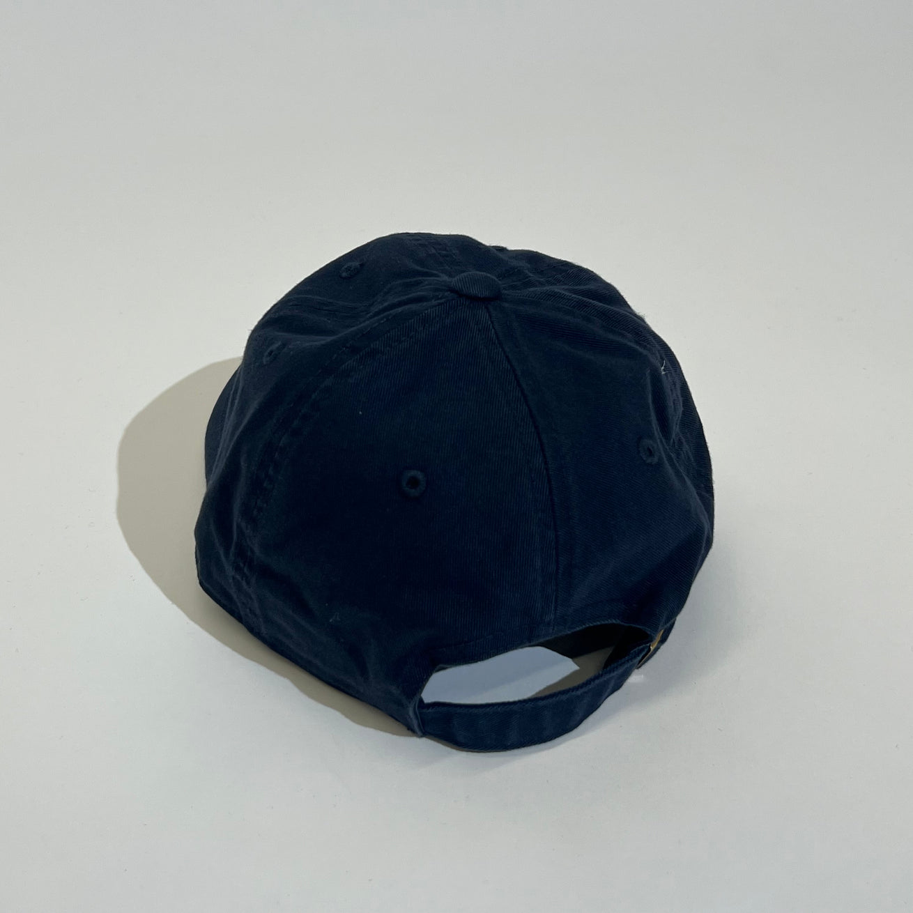 帽子 GOAT SUEDE CASQUETTE W/SILVER BUTTON GOAT SUEDE CASQUETTE W/SILVER BUTTON